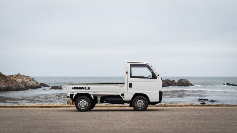 Illustration for article titled A Honda Kei Truck Is The Best Way To Do Monterey Car Week